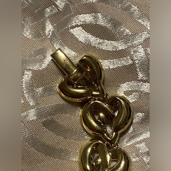 Vintage Costume Heart Panel Bracelet #7674 - Picture 2 of 9
